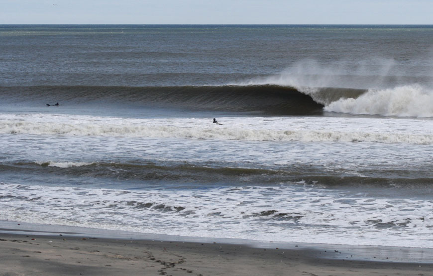 january-surfing-waves-new-jersey-16