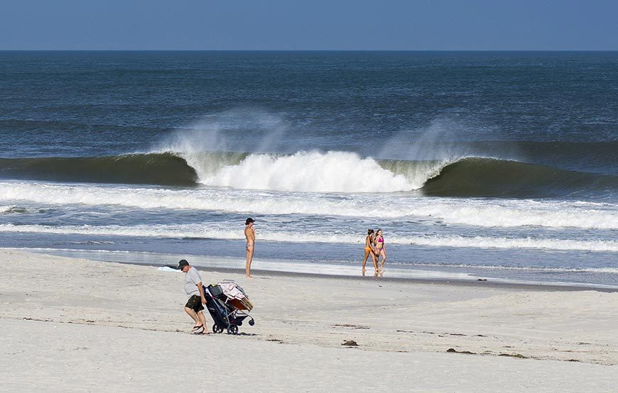 late-summer-swell-brings-epic-surf-to-nj-and-ny-photos-15