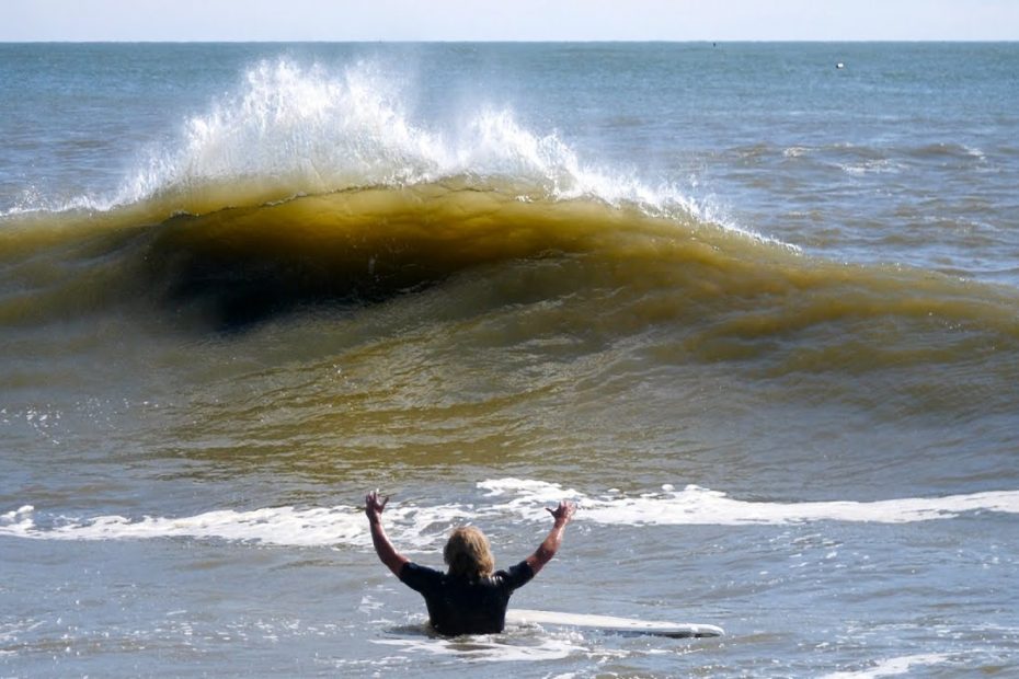 Hurricane Ida Surfing