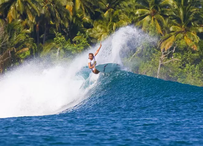 Pro Surfer Erica Hosseini Surfing