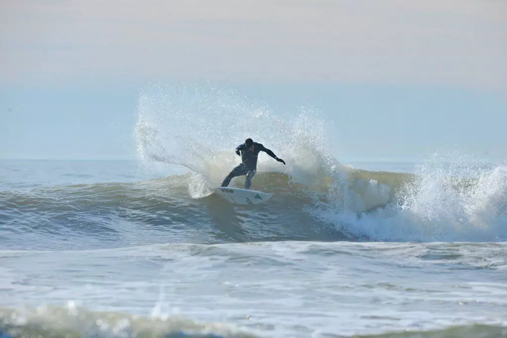 dean randazzo cancer foundation freeze for a cause winter surf 2014