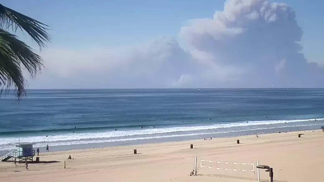 woolsey fire malibu fire la beach cam